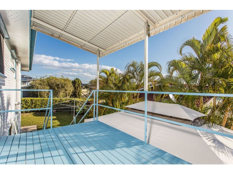 101 Scarborough Road, Redcliffe QLD 4020