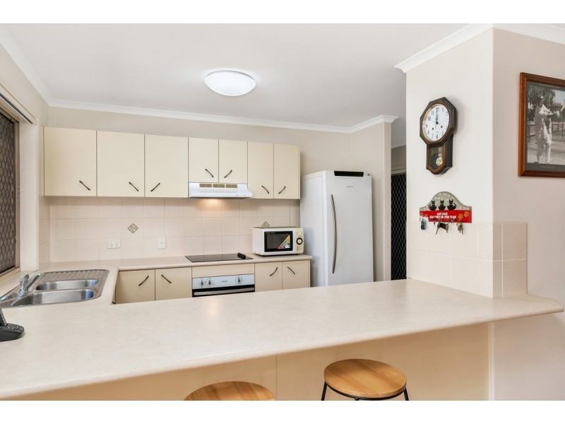 108 Carpenter Way, Sandstone Point QLD 4511