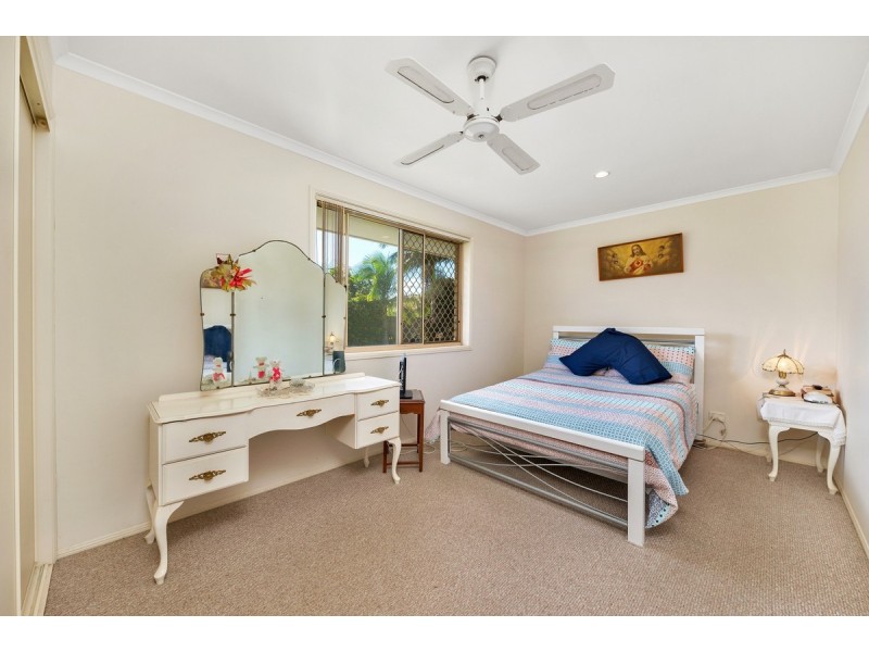 108 Carpenter Way, Sandstone Point QLD 4511