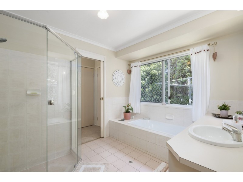 20 Parer Crescent, Morayfield QLD 4506