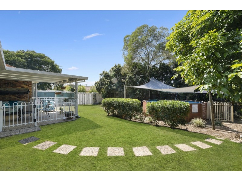 20 Parer Crescent, Morayfield QLD 4506