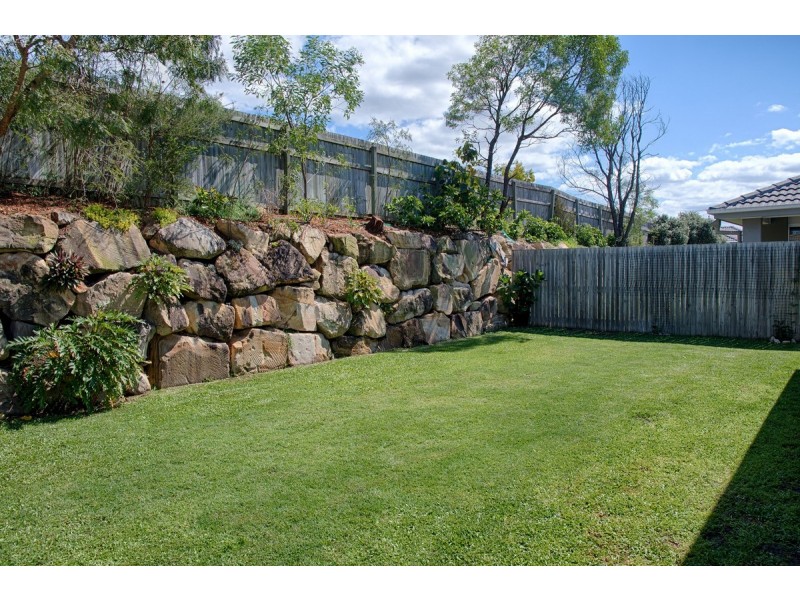 11 Shimao Crescent, North Lakes QLD 4509