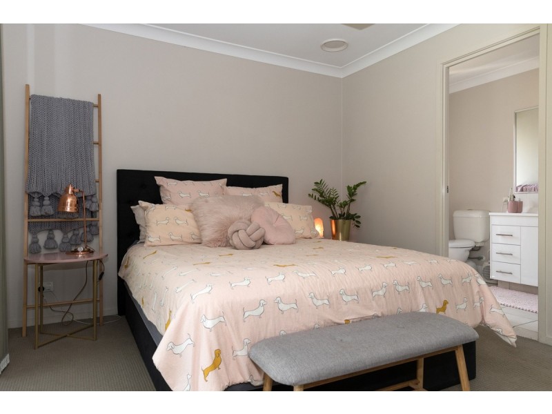 11 Shimao Crescent, North Lakes QLD 4509