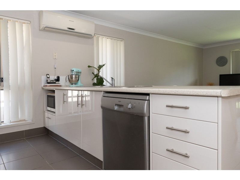 11 Shimao Crescent, North Lakes QLD 4509