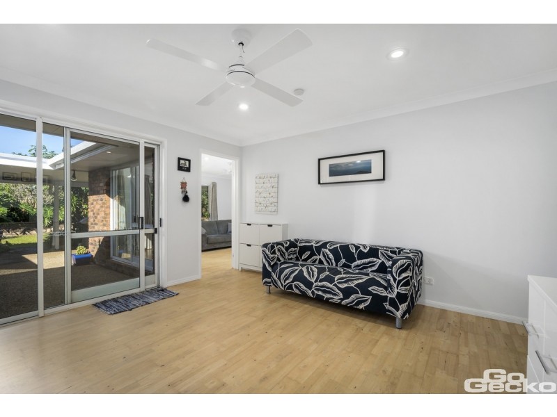 11 Triton Court, Ningi QLD 4511