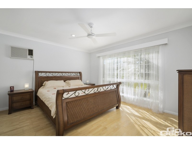 11 Triton Court, Ningi QLD 4511