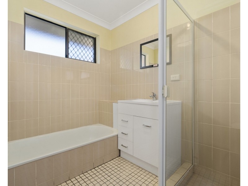 1-2/19 Christine Street, Caboolture QLD 4510