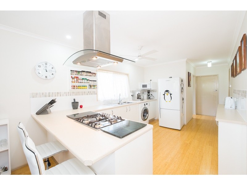 9 Hill Street, Bongaree QLD 4507