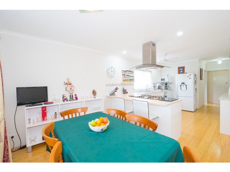 9 Hill Street, Bongaree QLD 4507