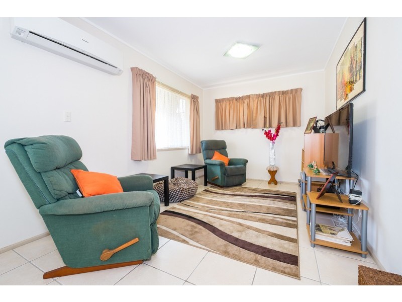 9 Hill Street, Bongaree QLD 4507