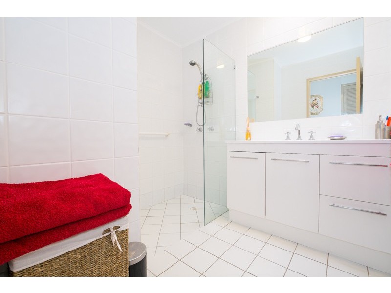 9 Hill Street, Bongaree QLD 4507