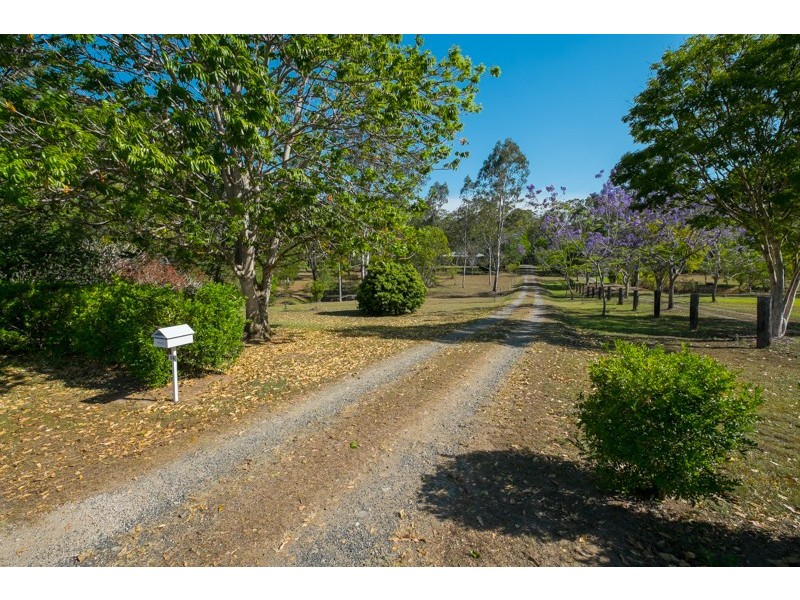14 Kensleigh Avenue, Bellmere QLD 4510