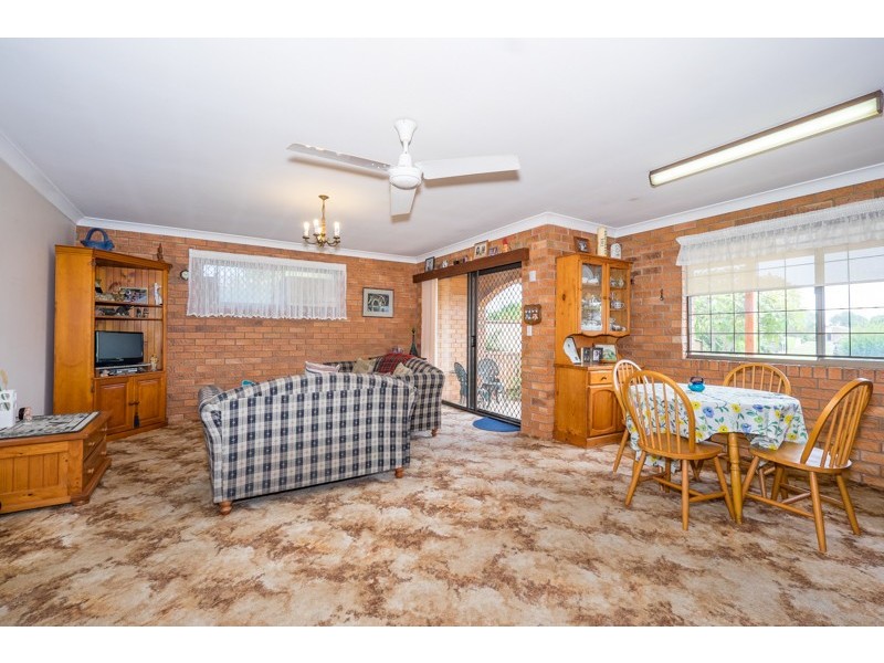 13 Marton Place, Banksia Beach QLD 4507