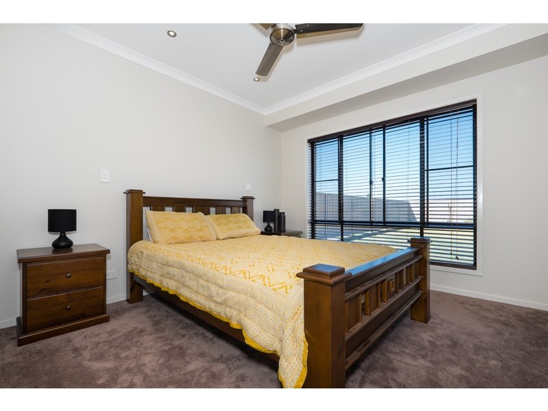 8 Clubrush Court, Banksia Beach QLD 4507