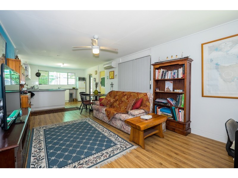 25 Wirraway Street, Bongaree QLD 4507