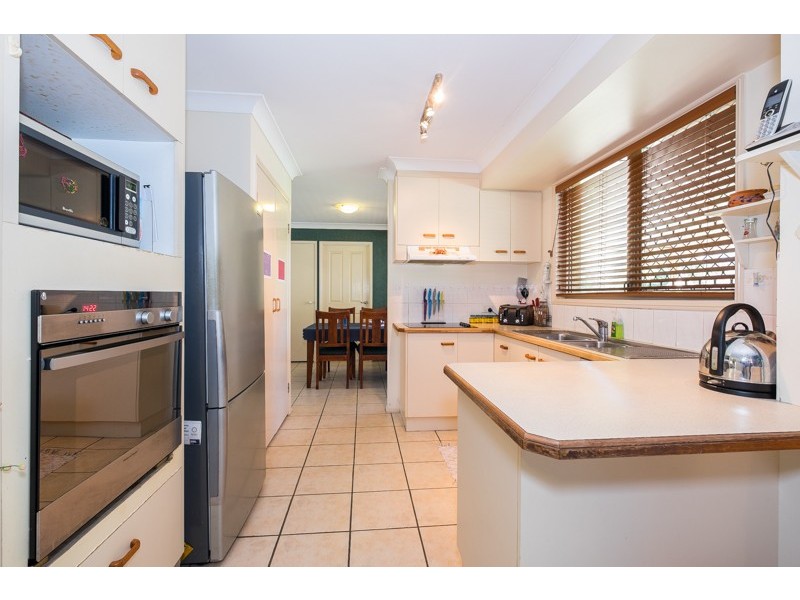 22 Boxgum Court, Ningi QLD 4511