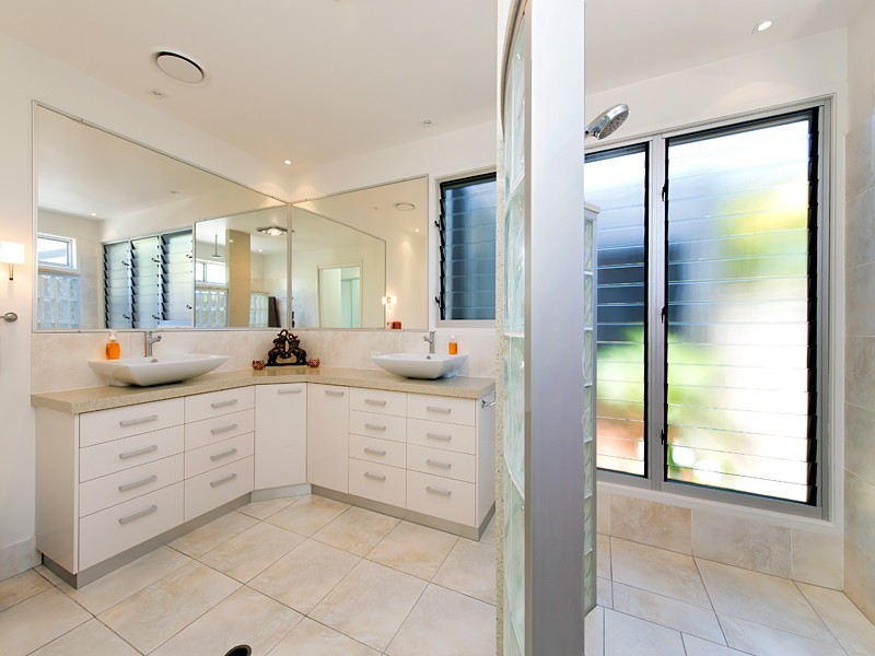 35 Protea Drive, Bongaree QLD 4507