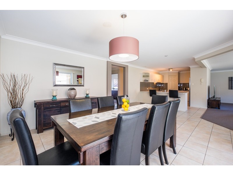 5 Bora Place, Ningi QLD 4511