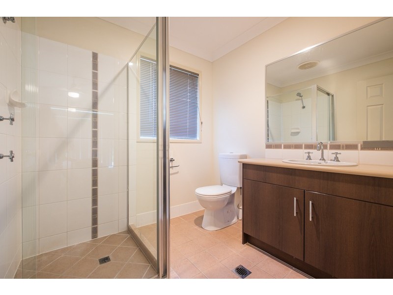 5 Bora Place, Ningi QLD 4511