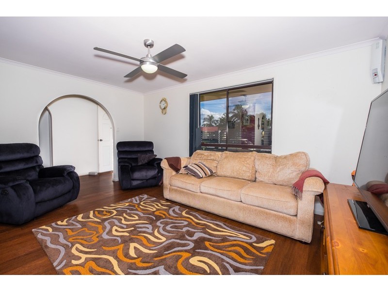 1 Yorkshire Drive, Banksia Beach QLD 4507