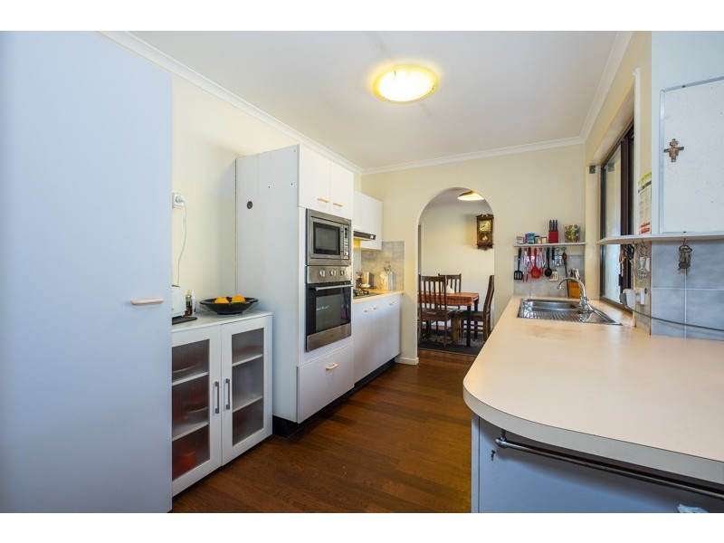 1 Yorkshire Drive, Banksia Beach QLD 4507