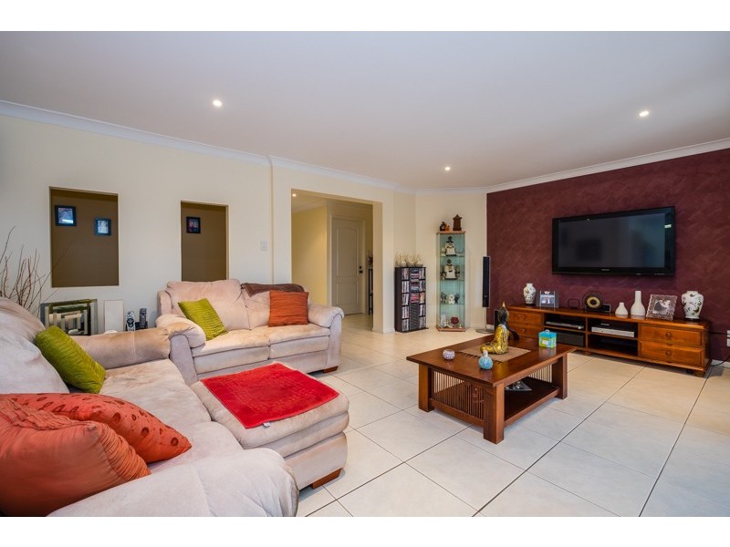 47 Mossman Way, Sandstone Point QLD 4511