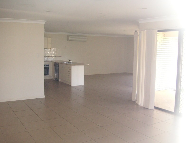 19 Gecko Place, Ningi QLD 4511