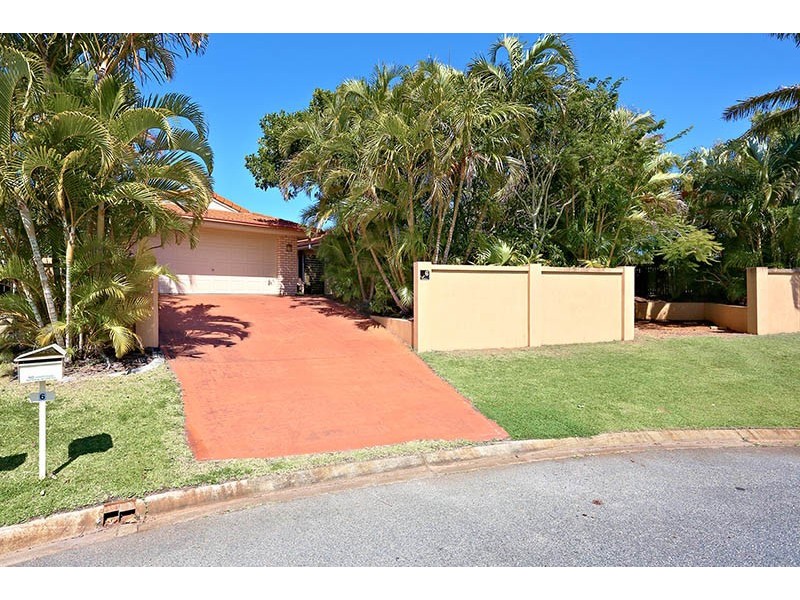 6 Genoa Place, Banksia Beach QLD 4507