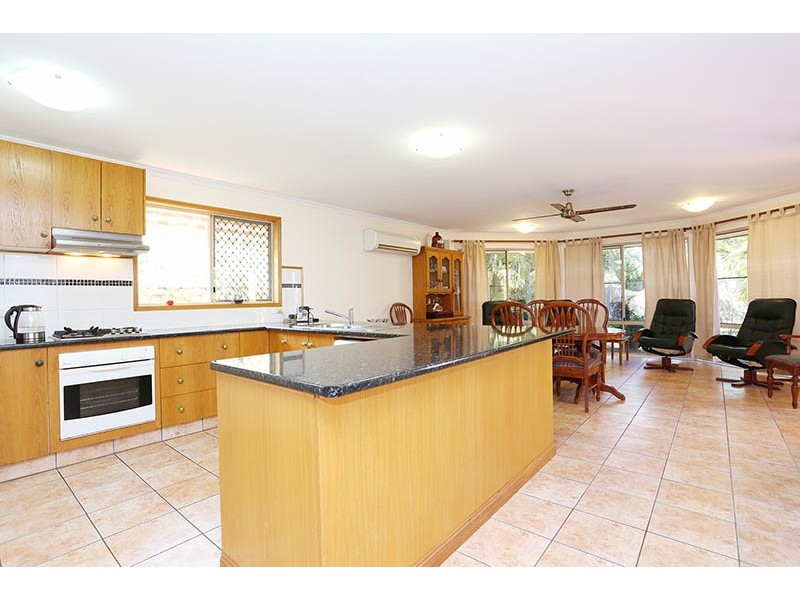 6 Genoa Place, Banksia Beach QLD 4507