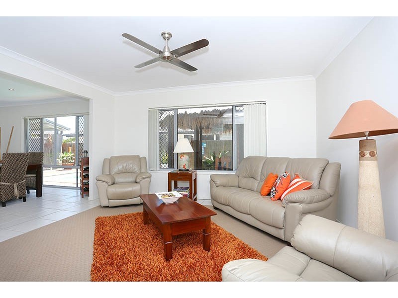 64 Biggs Avenue, Beachmere QLD 4510