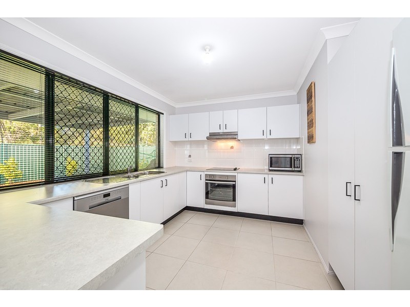 12 Phoenix Avenue, Bongaree QLD 4507