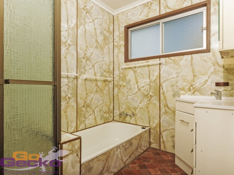 1368 Bribie Island Road, Ningi QLD 4511