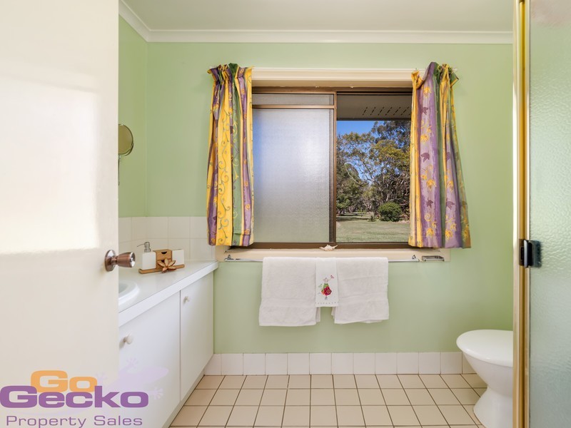 102 Bellay Road, Beachmere QLD 4510