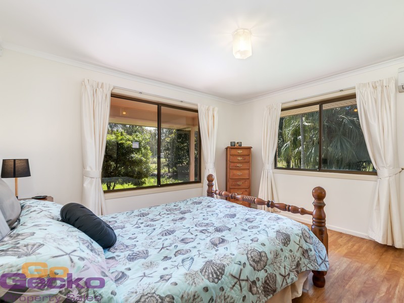 102 Bellay Road, Beachmere QLD 4510