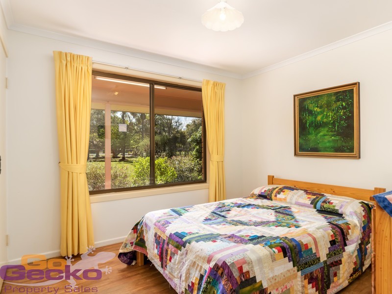 102 Bellay Road, Beachmere QLD 4510