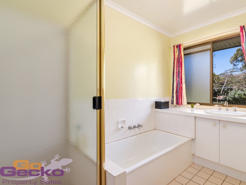 102 Bellay Road, Beachmere QLD 4510