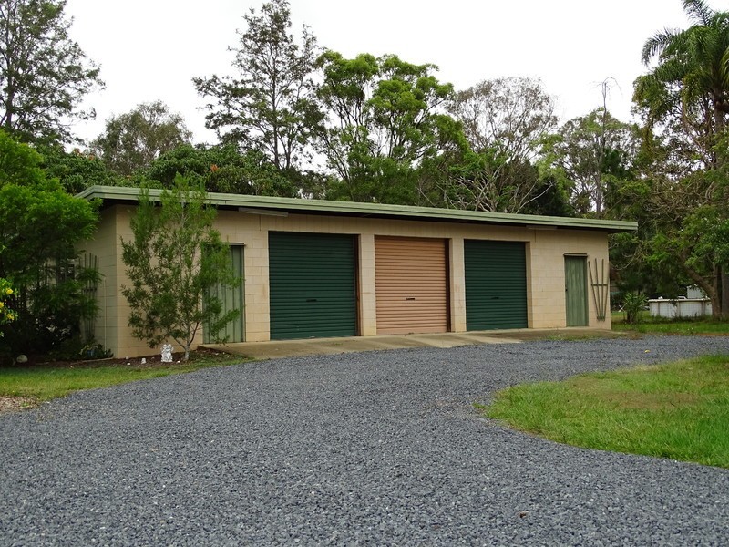 102 Bellay Road, Beachmere QLD 4510