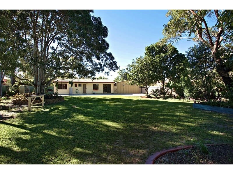 61 Ranald Avenue, Ningi QLD 4511