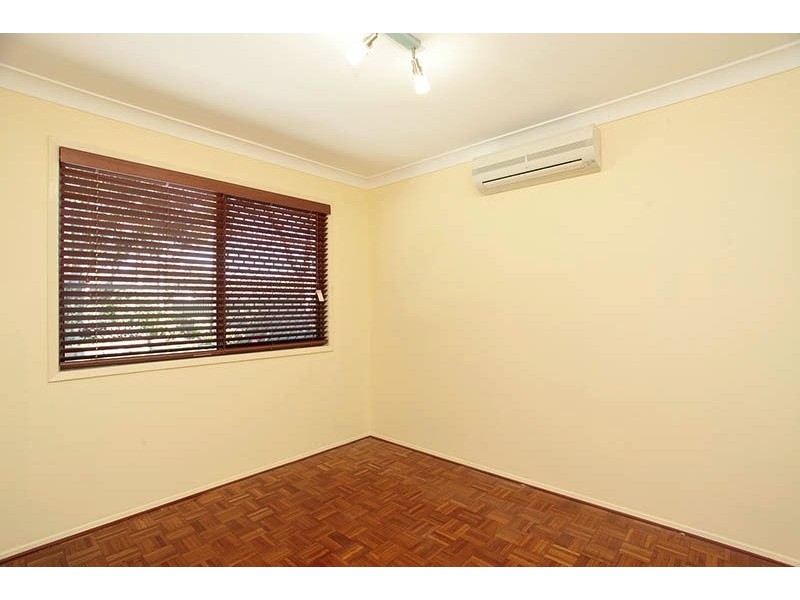 61 Ranald Avenue, Ningi QLD 4511