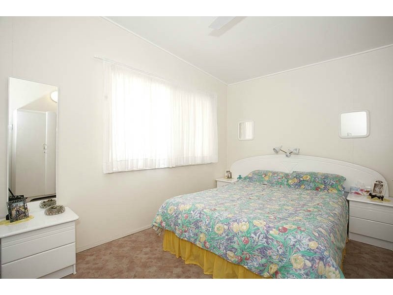 26-28 Hazell Ave, Banksia Beach QLD 4507