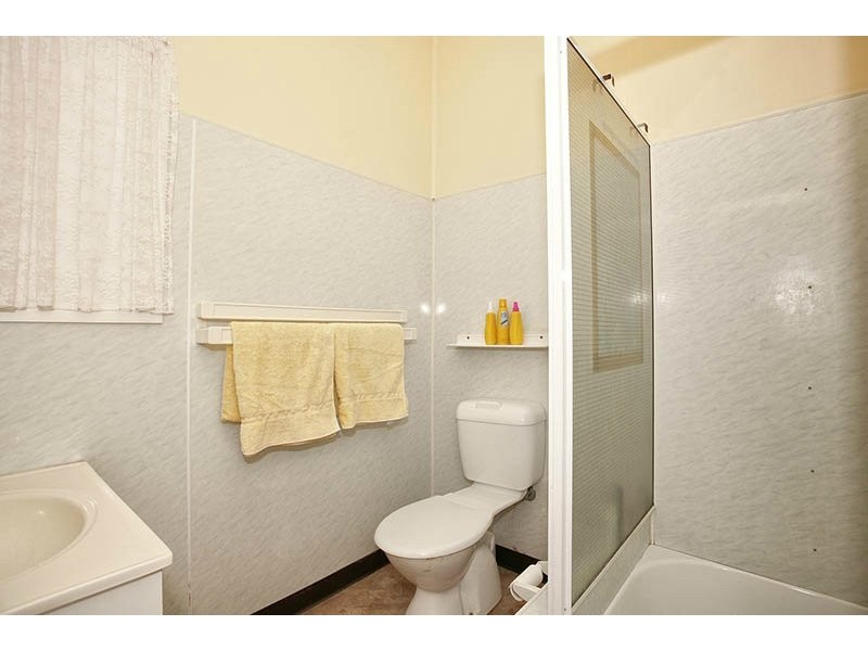 26-28 Hazell Ave, Banksia Beach QLD 4507