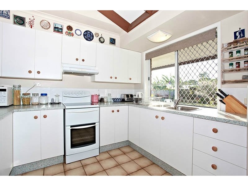 9 Pimpala Crescent, Bongaree QLD 4507