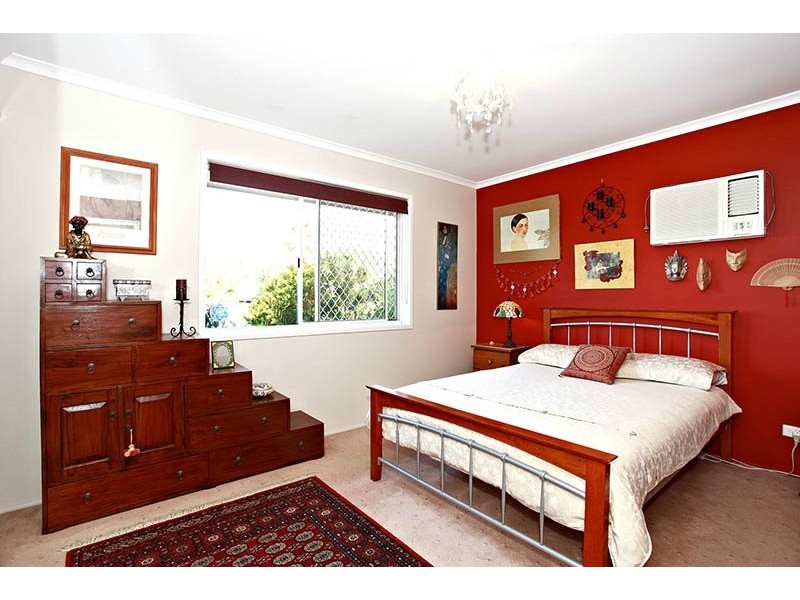9 Pimpala Crescent, Bongaree QLD 4507