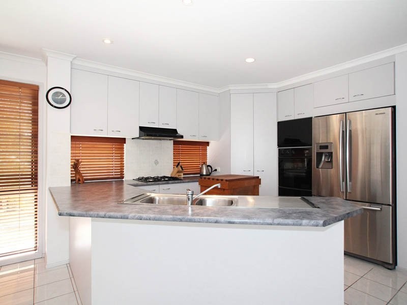 36 Topsail Circuit, Banksia Beach QLD 4507