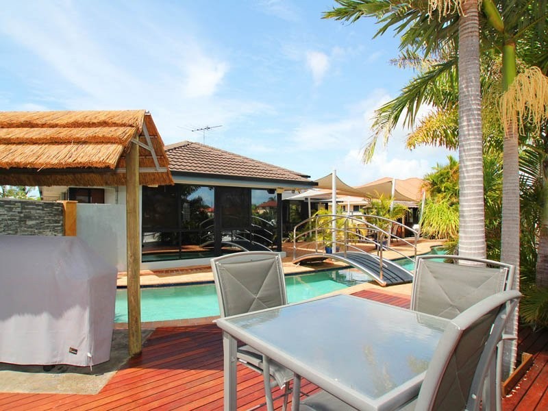 36 Topsail Circuit, Banksia Beach QLD 4507
