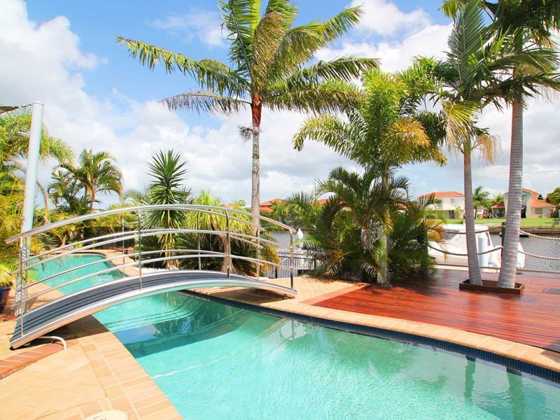 36 Topsail Circuit, Banksia Beach QLD 4507