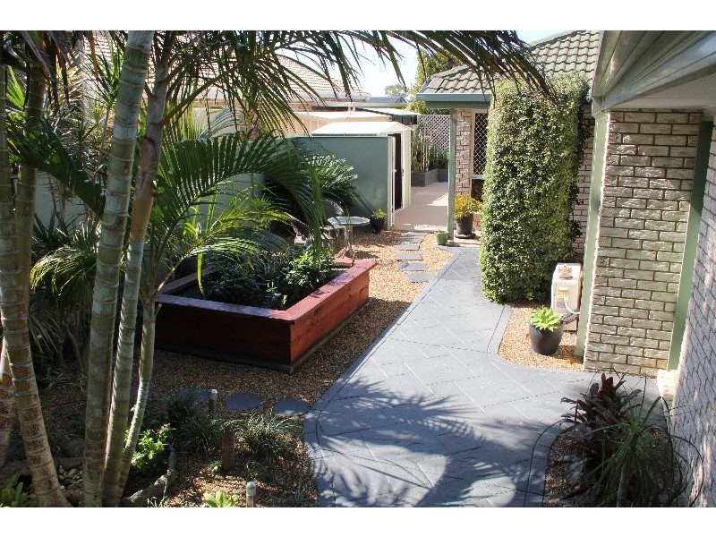 1/15 Bass Crt, Banksia Beach QLD 4507