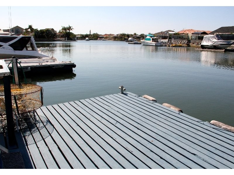 1/15 Bass Crt, Banksia Beach QLD 4507