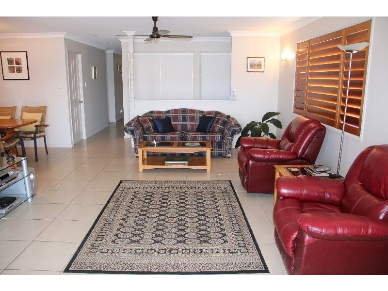 1/15 Bass Crt, Banksia Beach QLD 4507