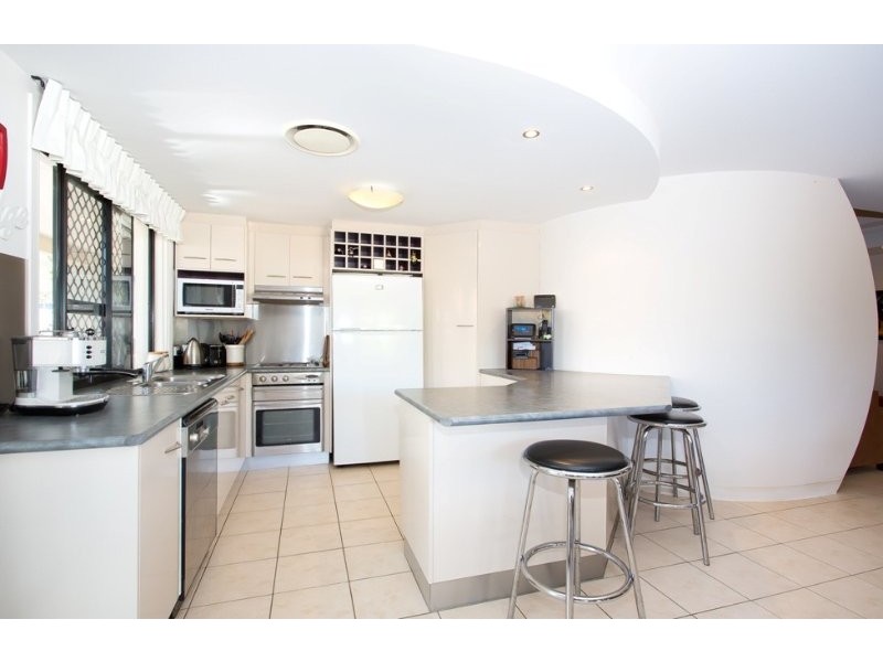 99 Cosmos Ave, Banksia Beach QLD 4507